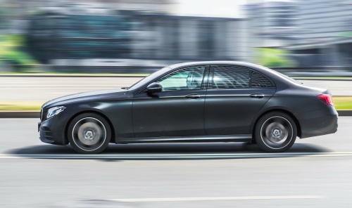 Tracker bucher travel dierikon 01